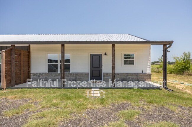 Foto del edificio - 16374 County Rd 4100