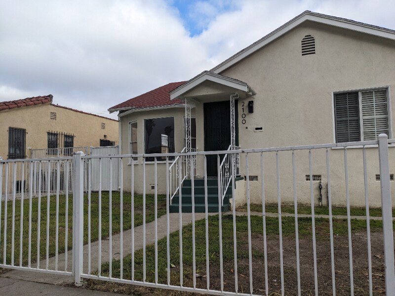 Primary Photo - 2100 Thurman Ave.