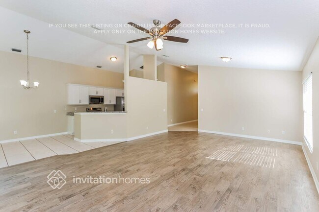 Foto del edificio - 1661 Silverado Dr