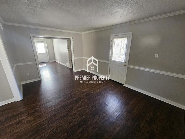 Building Photo - 5809 Lynnfield Cove