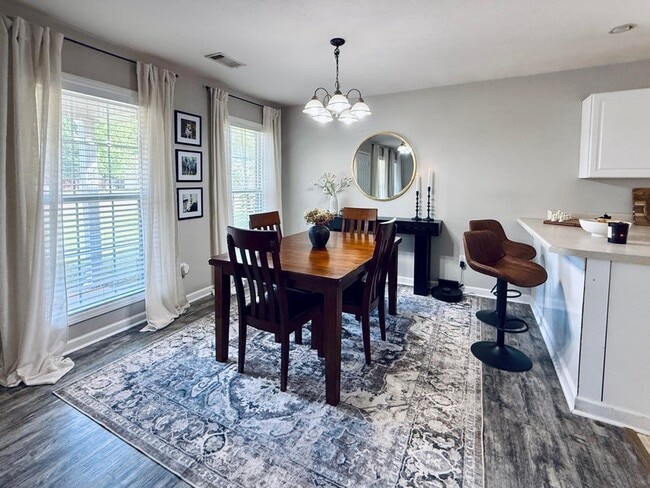 Building Photo - 1505 Gun Club Rd