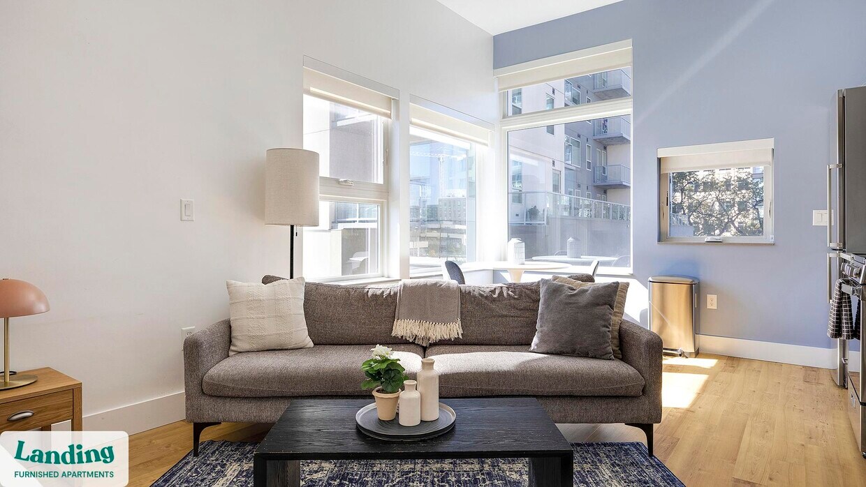 Foto principal - 135 Adams St