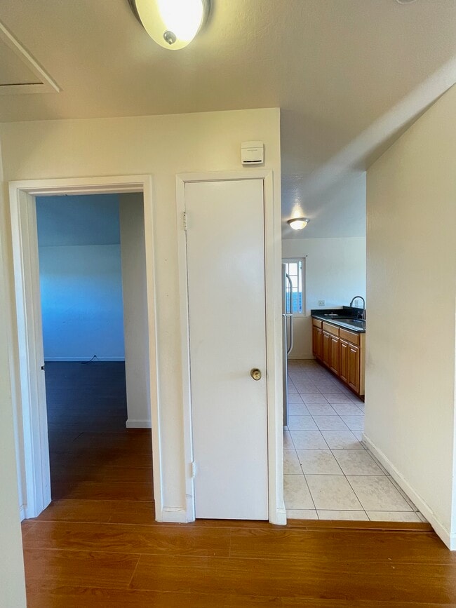 Building Photo - 3617 Loma Vista Ave