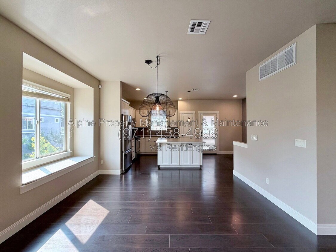 Photo - 14353 Sw Burlwood Ln