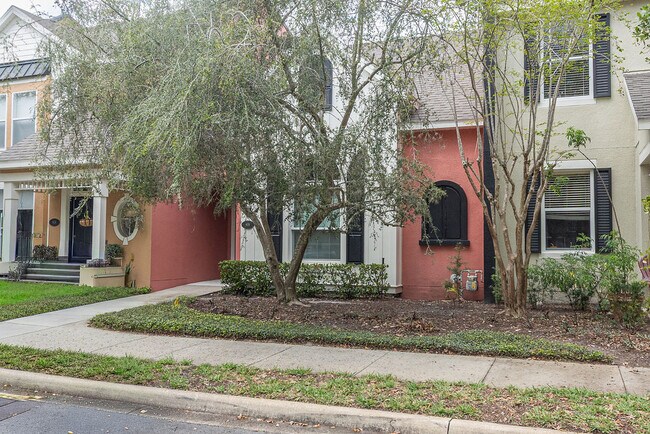 Foto del edificio - 808 Carlyle Ln