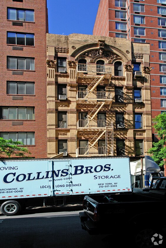 Foto principal - 258-260 W 17th St
