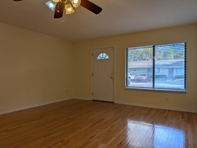 Foto del edificio - 3 Bedroom Condo in Hidden Ridge Condominiums