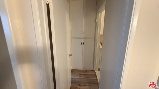 Building Photo - 1451 Redondo Ave