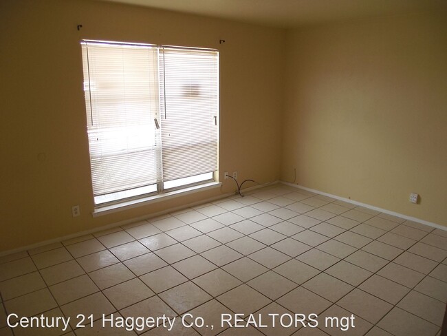 Building Photo - 3 br, 1.5 bath House - 5428 Edmonton Ave.