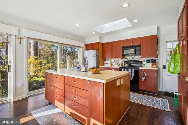 Foto del edificio - 7309 Pinecastle Rd