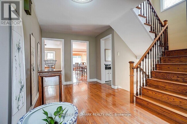 Building Photo - 19 Stubbs Dr