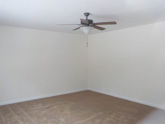 Foto del edificio - 2 Bedroom, 1.5 Bath townhouse