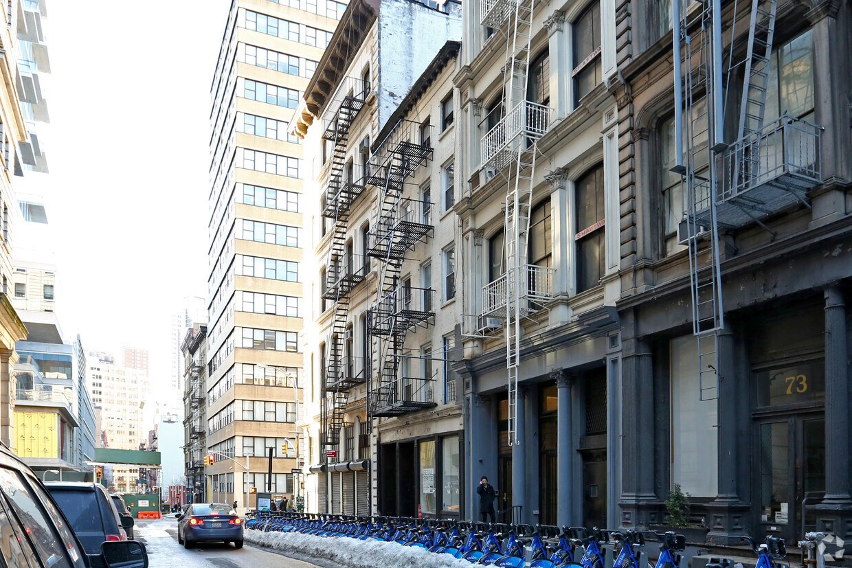 Foto del edificio - 251 Church St