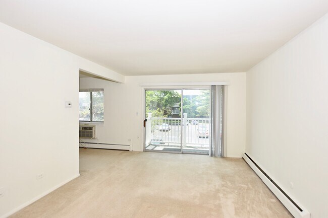 Building Photo - 912 Ridge Square