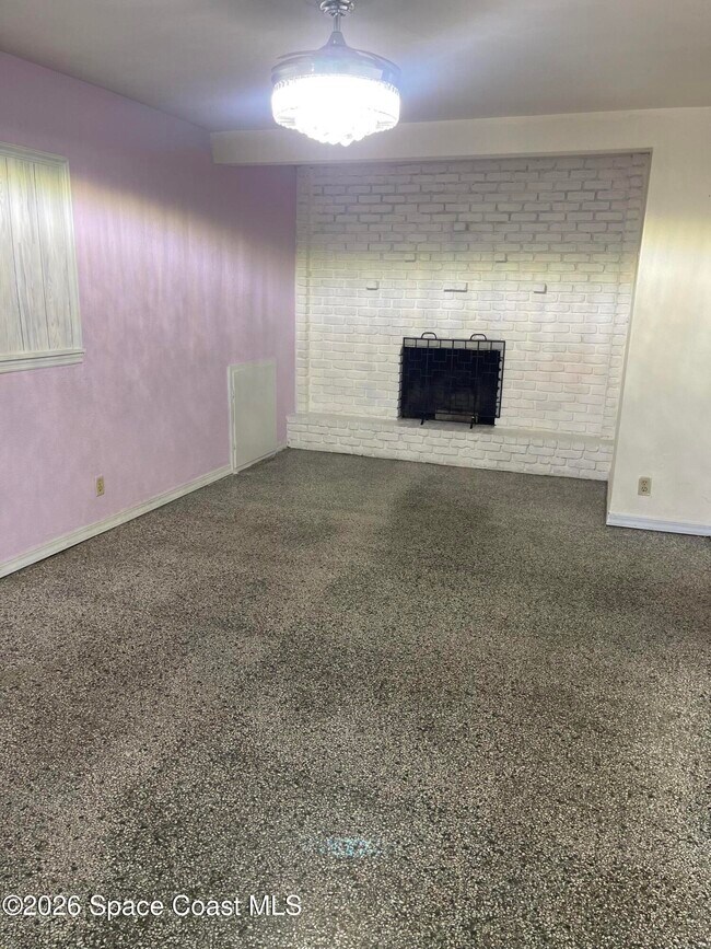 Building Photo - 1601 Virginia Dr