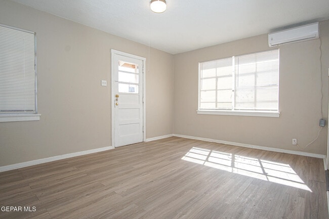 Foto del edificio - 1309 Chadbourne St