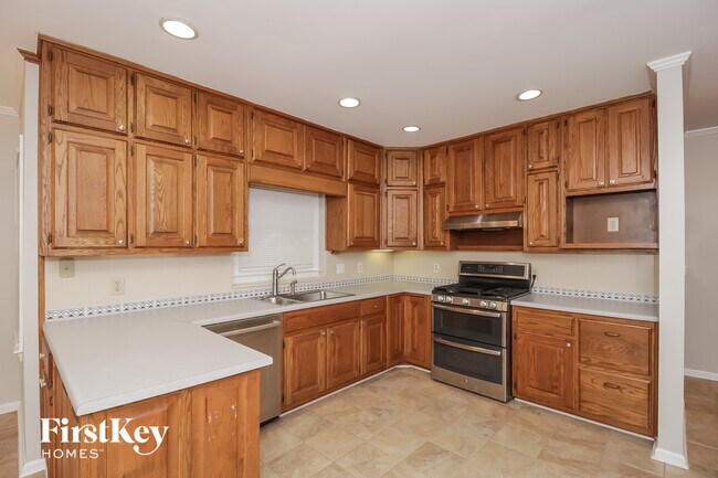 Foto del edificio - 4927 Castlewood Dr SW