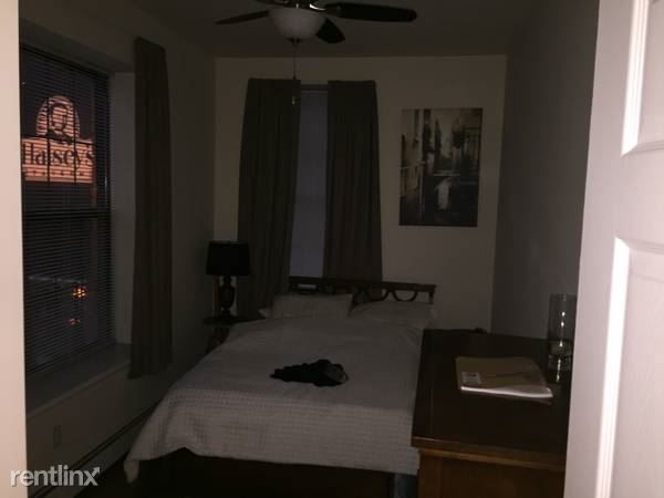 Building Photo - 1 br, 1 bath Apartment - 3048 33rd St