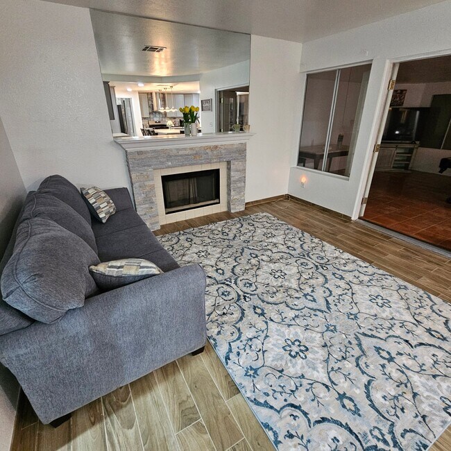 Foto del edificio - 5620 Indian Ridge Dr