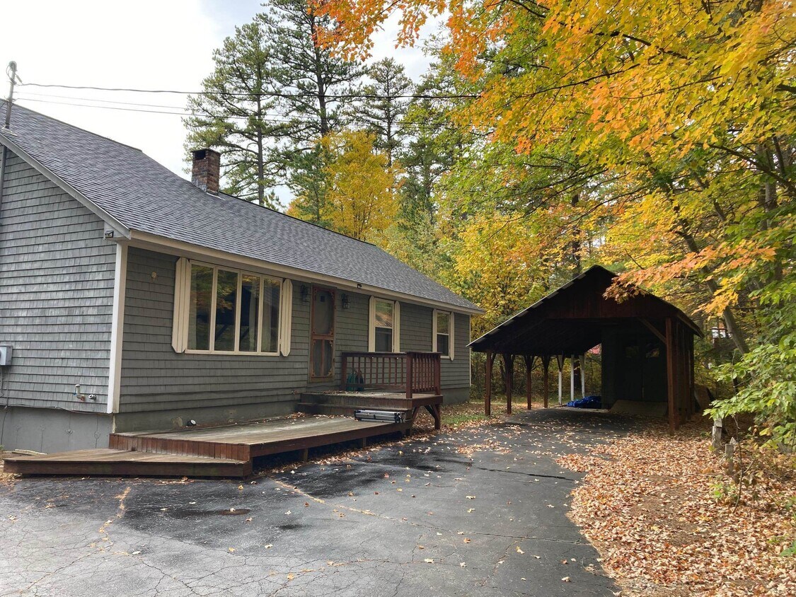 182 W Shore Dr, Madison, NH 03875 House Rental in Madison, NH