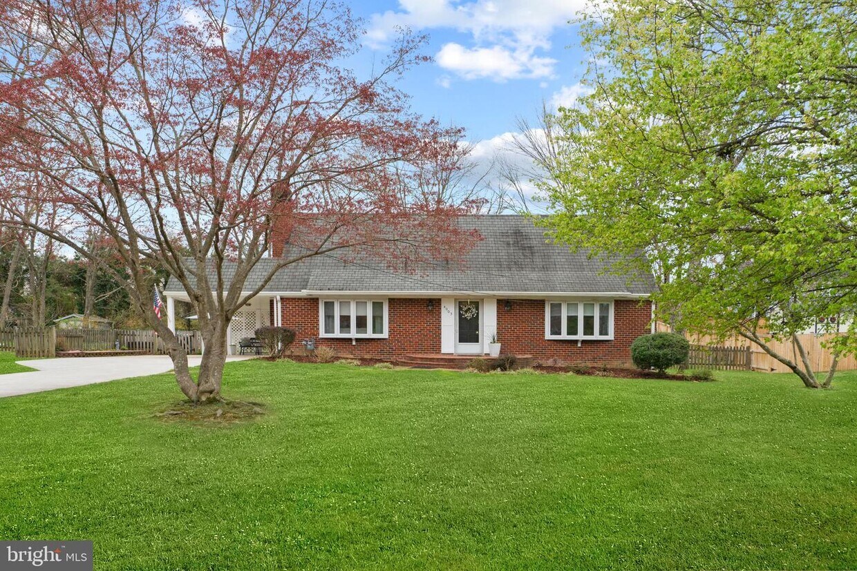 4003 Gibbs St, Alexandria, VA 22309 House for Rent in Alexandria, VA