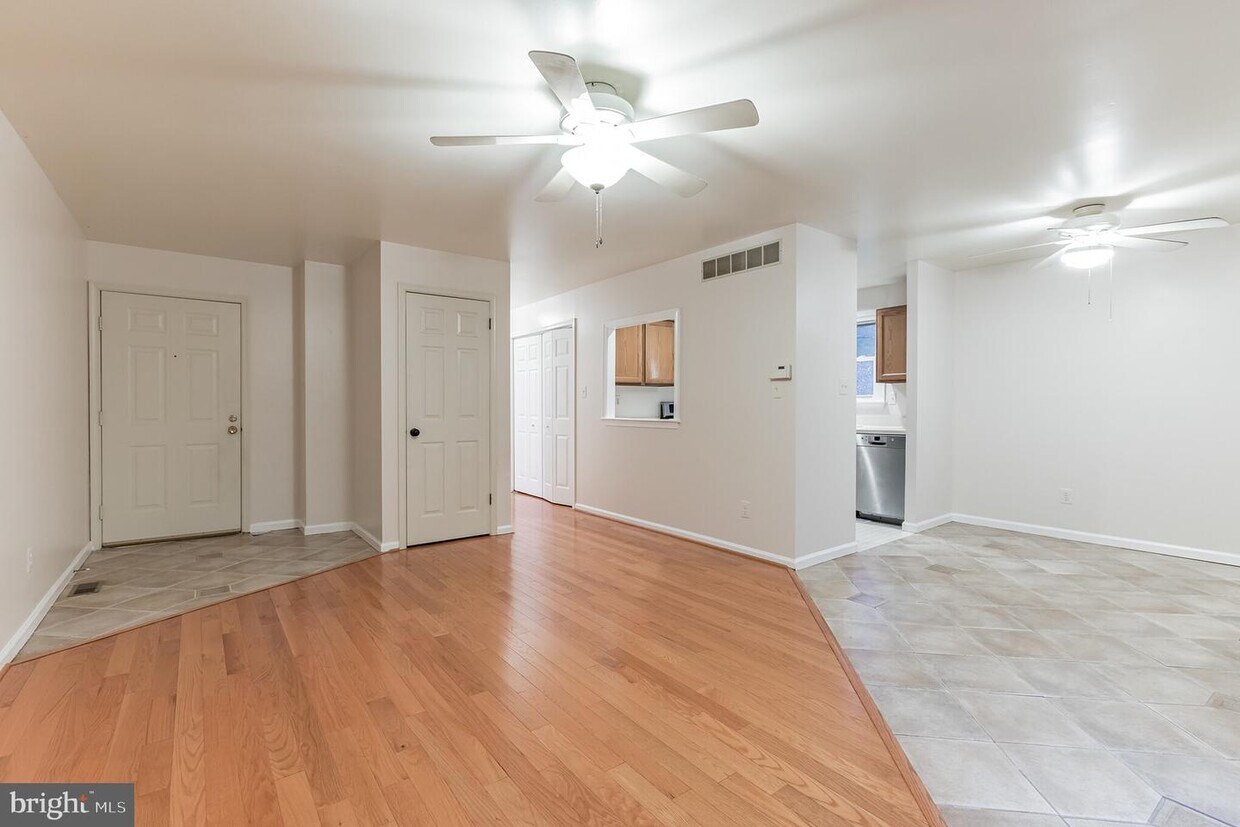 358 Norris Hall Ln, Norristown, PA 19403 Room for Rent in Norristown