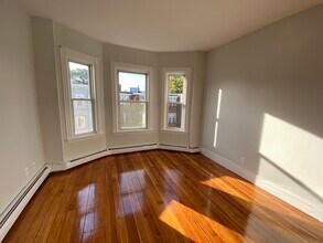 Building Photo - 632 Dorchester Ave