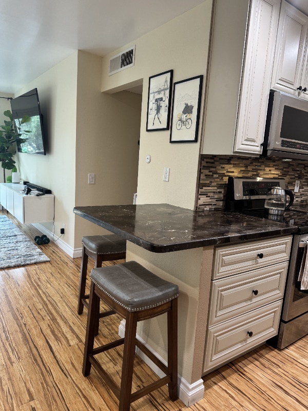 Foto del edificio - 6202 Friars Rd