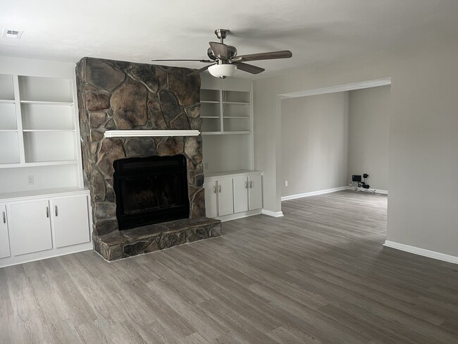 Living Room - 4750 Hollis Rd