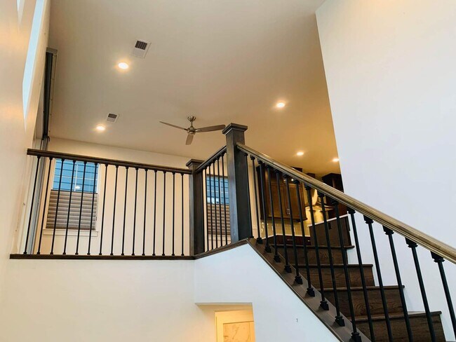 Foto del edificio - Stunning Home in Harris Ranch with Communi...