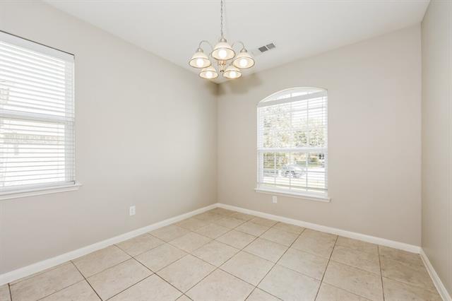 Foto del edificio - 6120 Chalk Hollow Dr