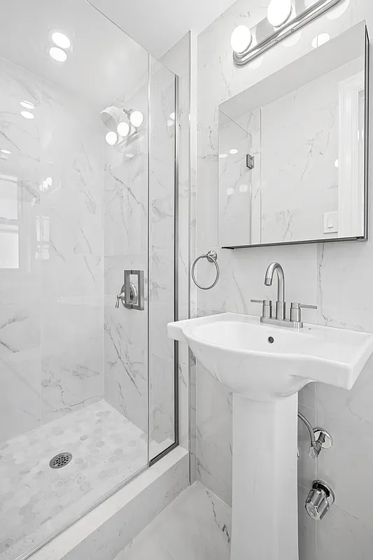 Building Photo - 69-45 108th St