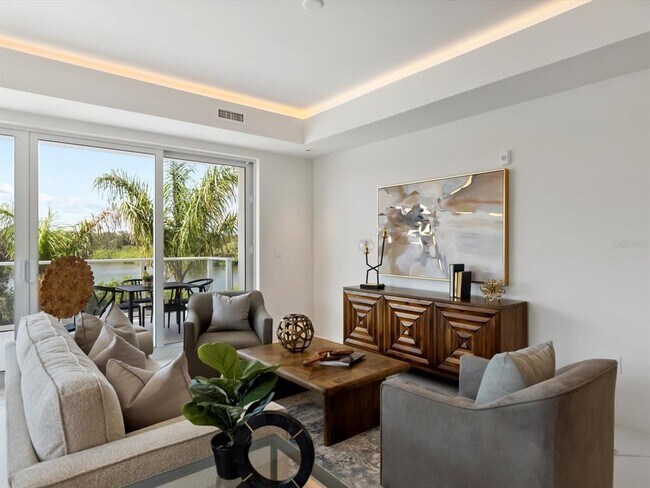 Foto del edificio - 1020 Sunset Point Rd