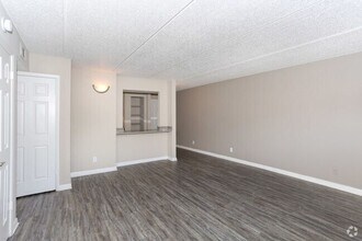 Interior Photo - The Park at River City