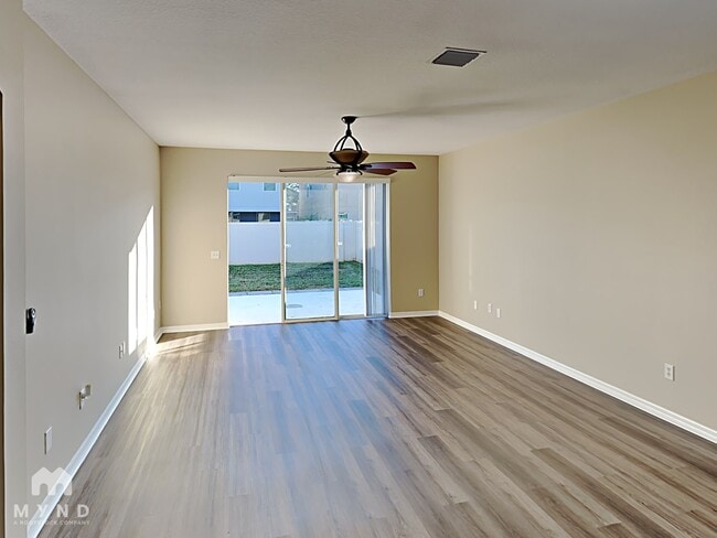 Building Photo - 10121 Celtic Ash Dr