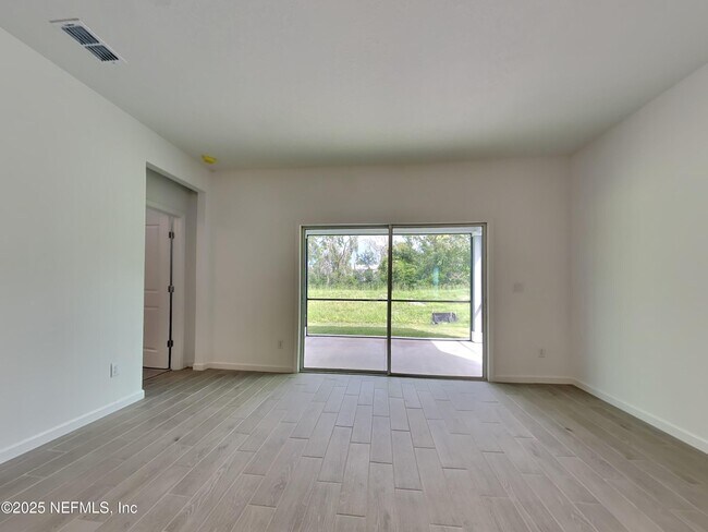 Foto del edificio - 8264 Horsebit Cir