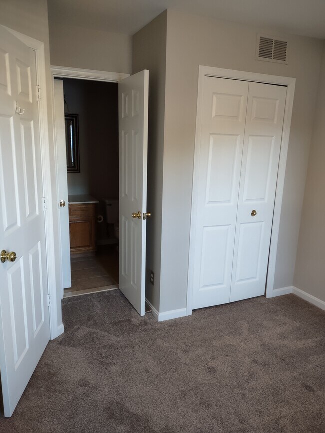 Foto del edificio - 16950 Cass Brook Ln