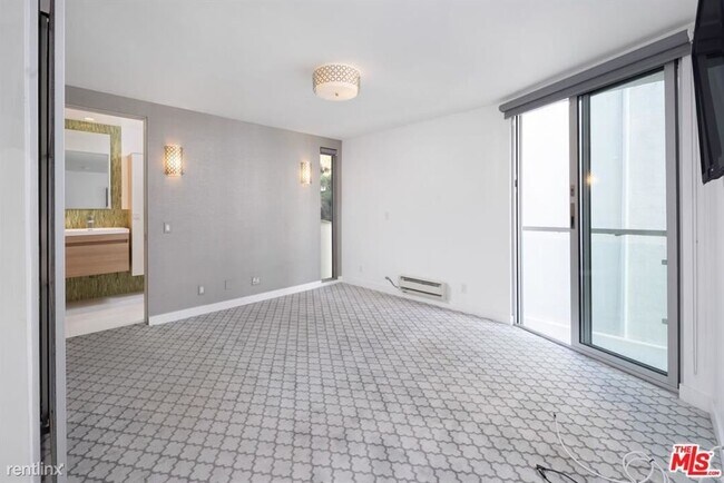 Building Photo - 2 br, 2 bath Condo - 6 Eastwind St Apt 230