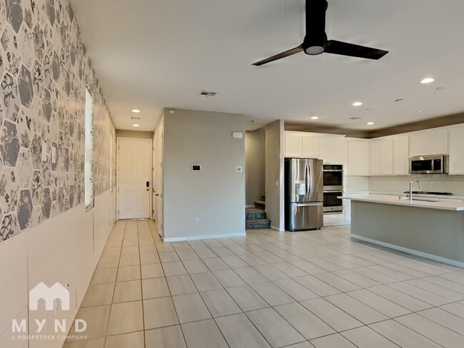 Building Photo - 5709 Justin Robert St