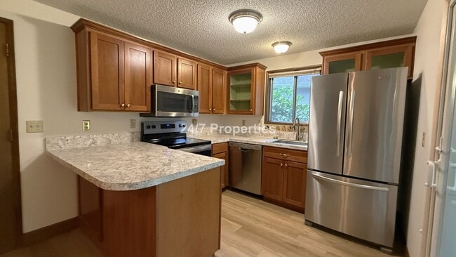 Foto del edificio - Cute 3 BD | 1.5 BA Home in Lake Oswego - Lake Access!