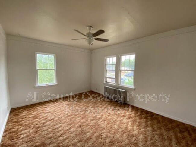 Foto del edificio - 769 N 8th St