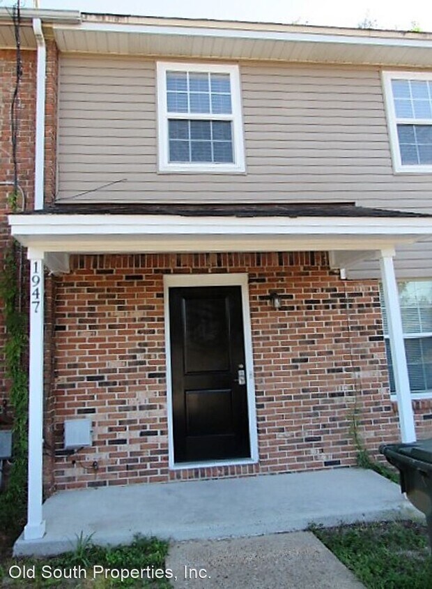 3 br, 1.5 bath House 1947 Creighton Rd. House Rental in Pensacola