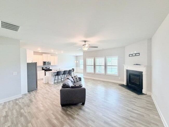 Foto del edificio - 4411 Rockrose Green Way