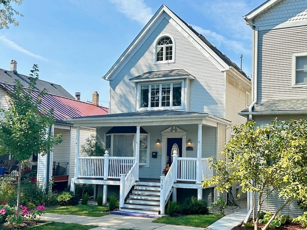 Primary Photo - 4142 N Maplewood Ave