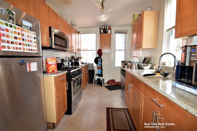 Building Photo - 5 Murdock Terrace