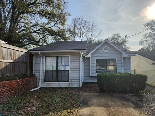 Foto del edificio - 3816 Perry Hill Ct