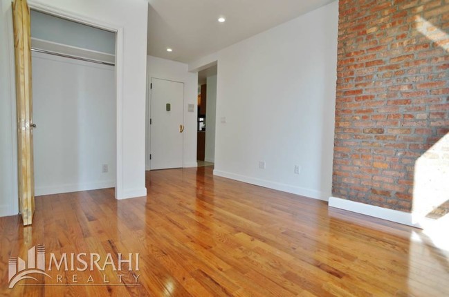 Building Photo - 78 Rivington St
