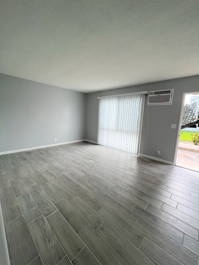 Foto del edificio - 201 N Montague Ave