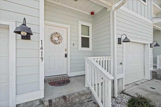 Building Photo - 1419 Iroquois Ct