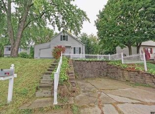 Primary Photo - 2012 Avenue A